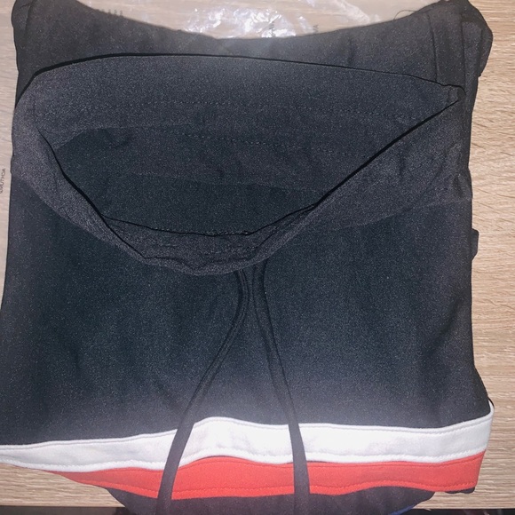 Tracksuit - Picture 5 of 7